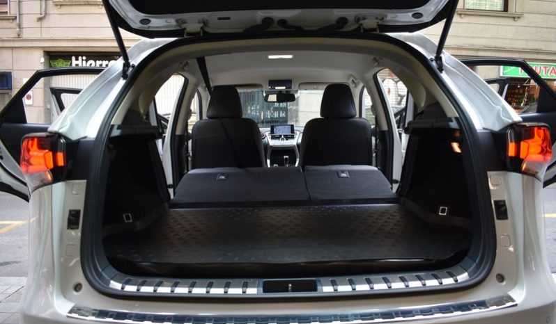 Lexus NX 300h Executive 4WD  Tecno + Navibox lleno