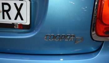MINI COOPER D 5 P. 116 CV (Modelo 2017) lleno
